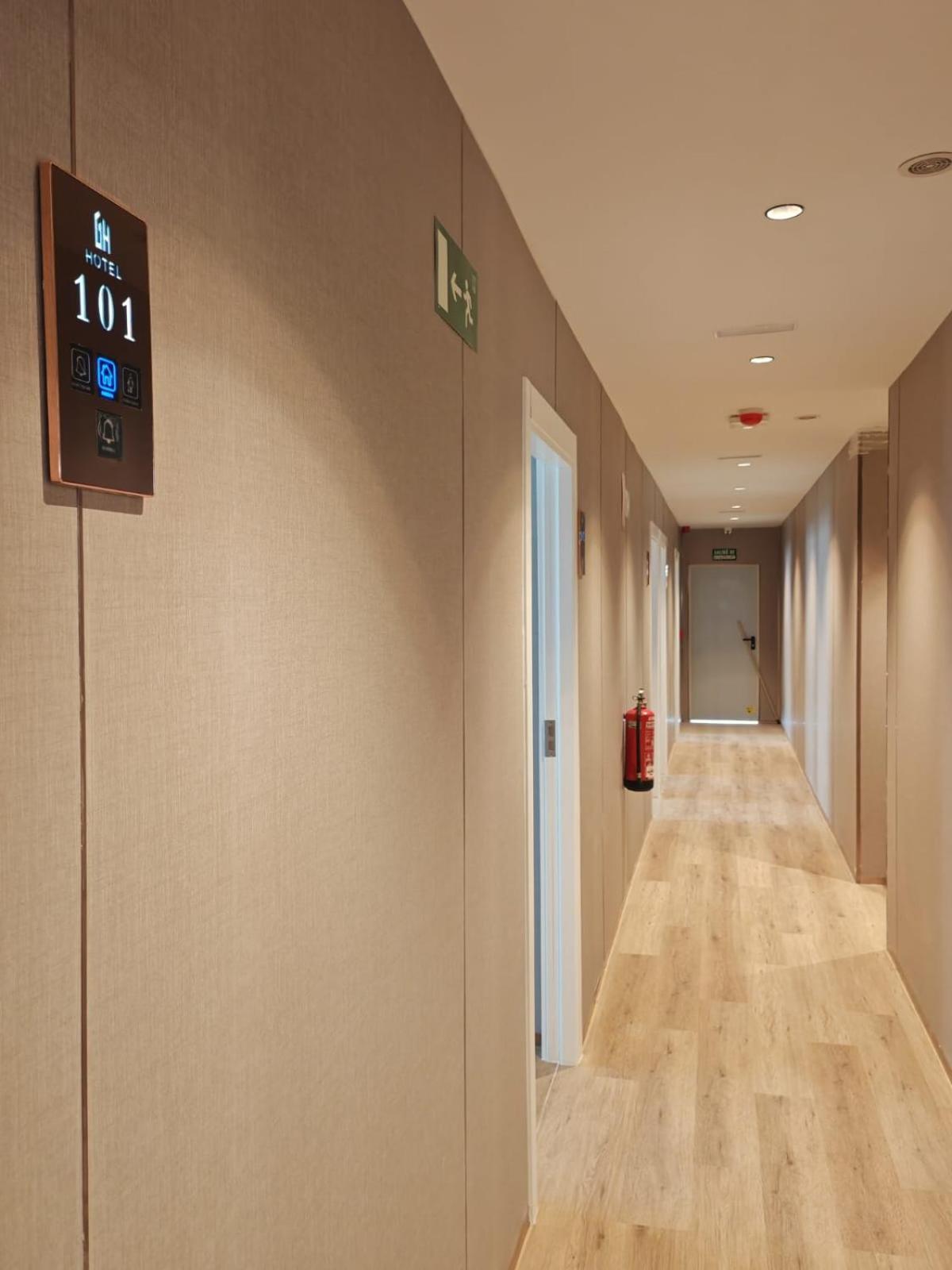 Hotel Golden Alcorcon Luaran gambar