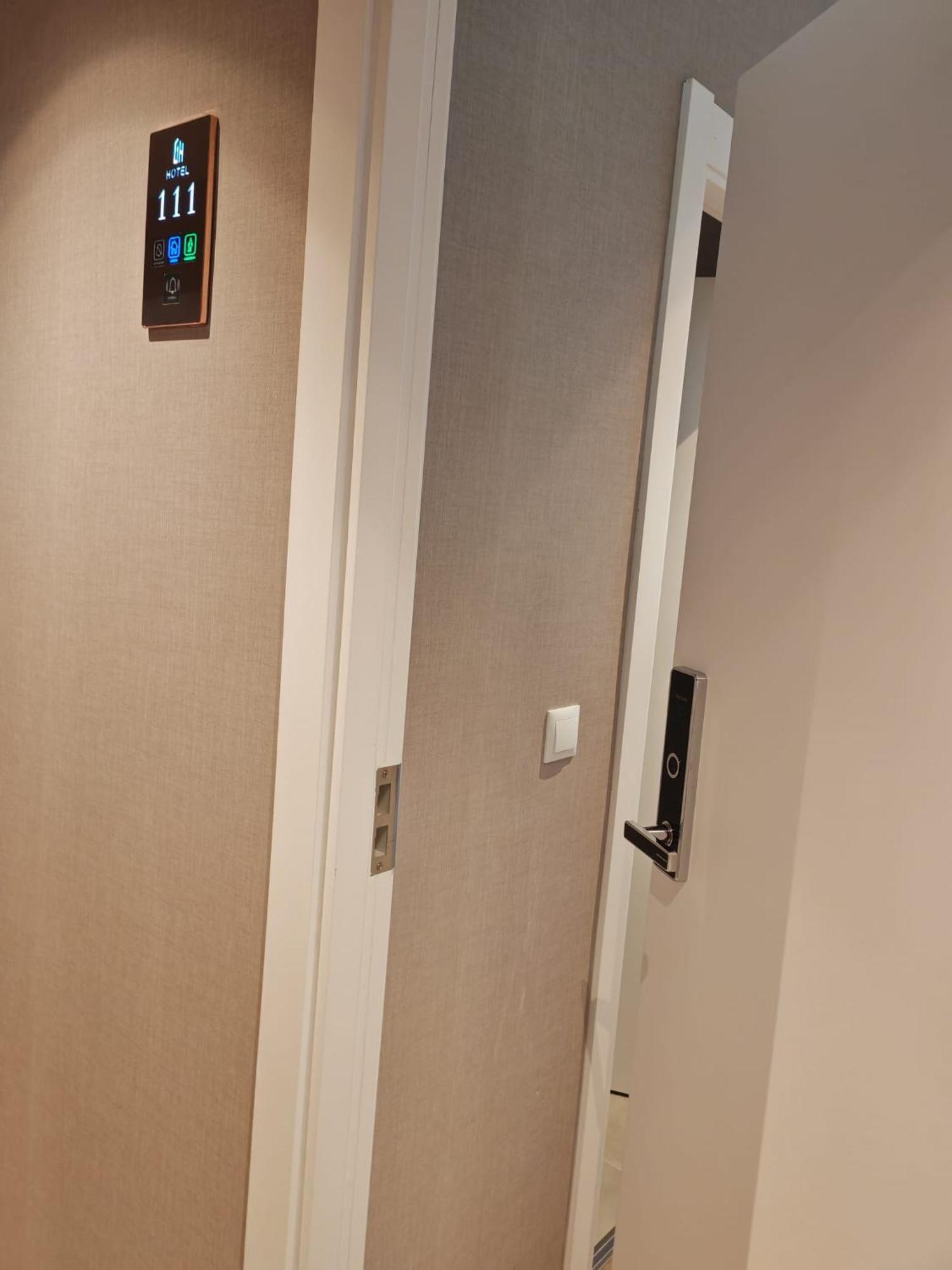Hotel Golden Alcorcon Luaran gambar