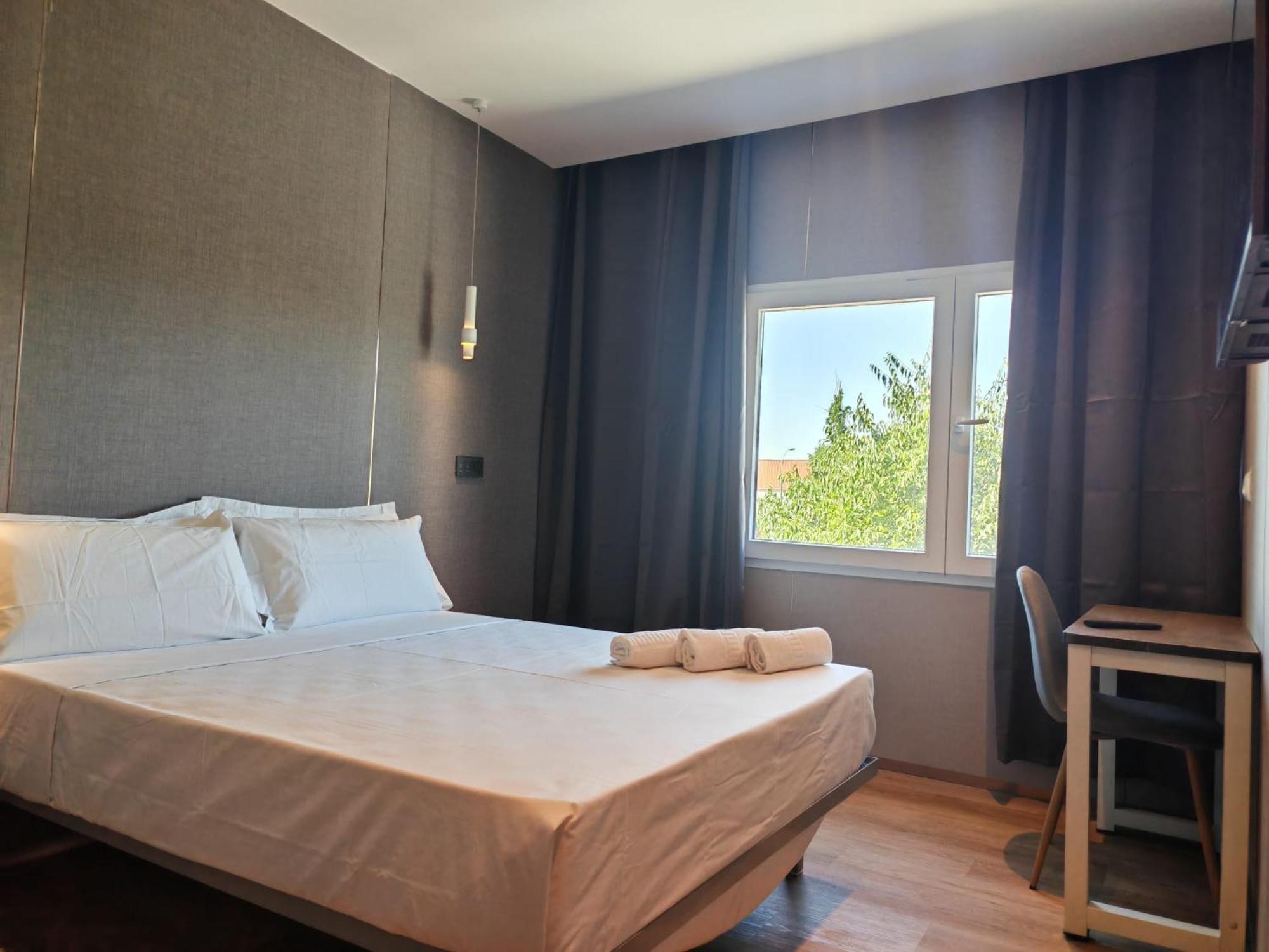 Hotel Golden Alcorcon Luaran gambar