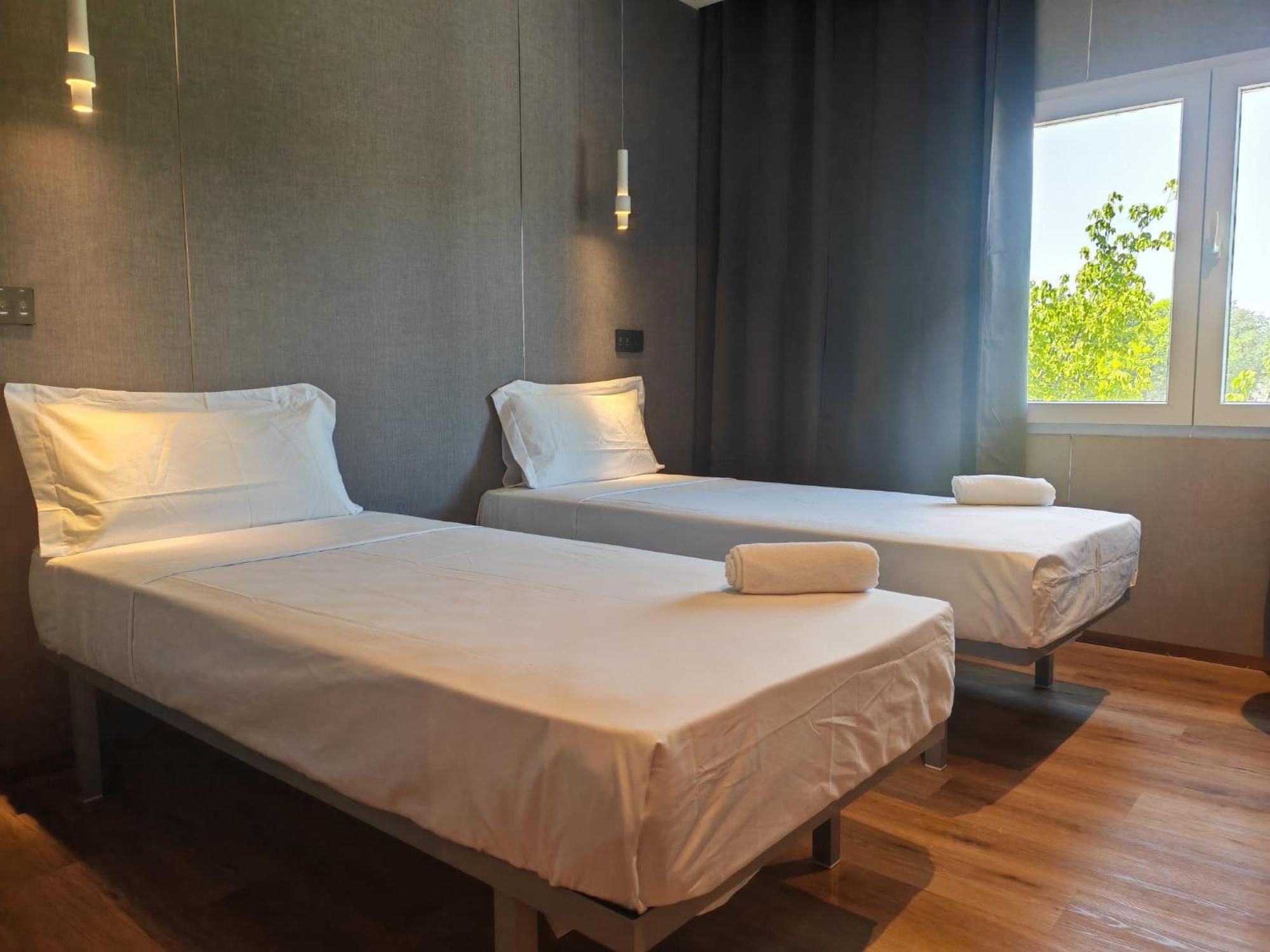 Hotel Golden Alcorcon Luaran gambar